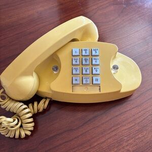 Vintage Yellow Princess touch tone Phone